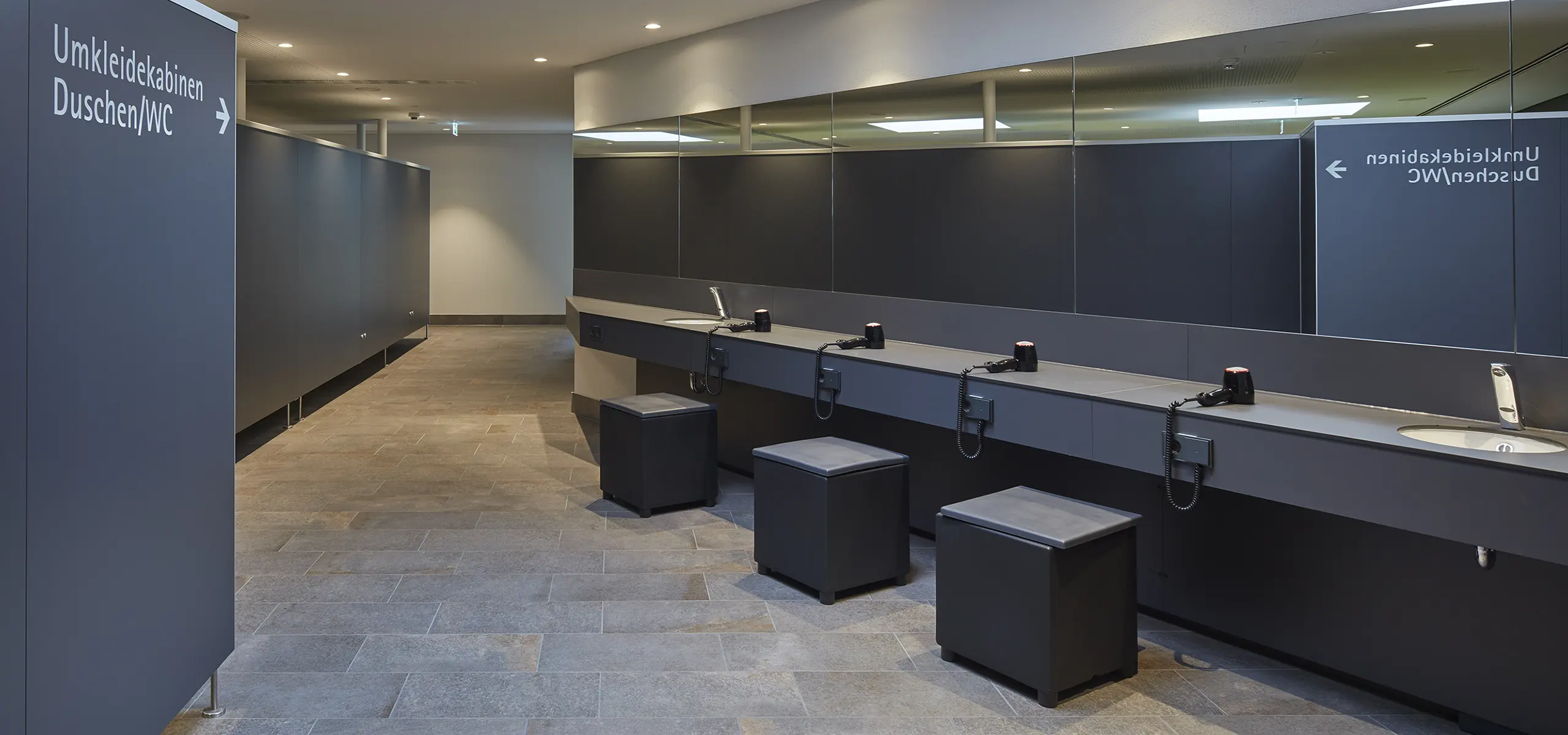 Hiustenkuivausasemat